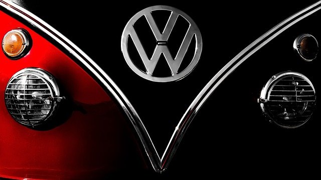 Jak kupić akcje Volkswagena? Te są notowane na giełdzie we Frankfurcie (fot. Pixabay.com, Dimitris Vetsikas)