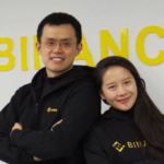 Changpeng Zhao i Yi He. W tle logo Binance.