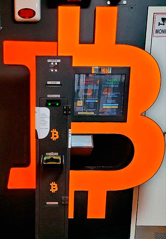 Bitomaty i Bitcoin podczas wojny